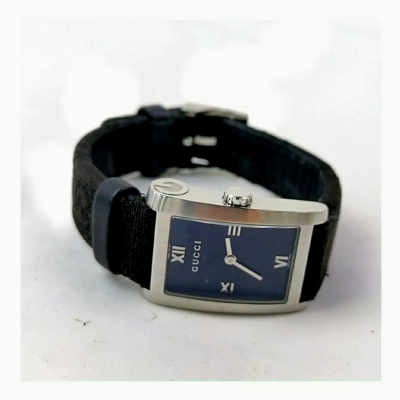 Gucci Watch - Picture 1 of 7